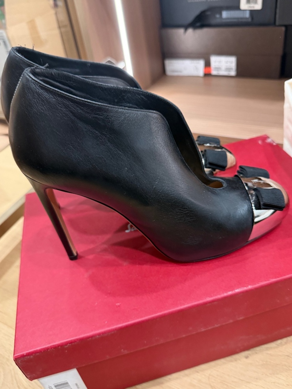 Salvatore Ferragamo Black Leather Peep Toe Bow Heels Size 8C